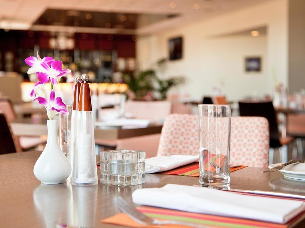 Novotel Melbourne St Kilda Экстерьер фото