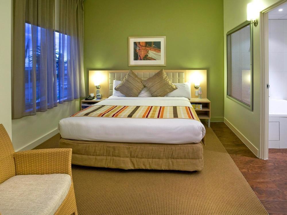 Novotel Melbourne St Kilda Экстерьер фото