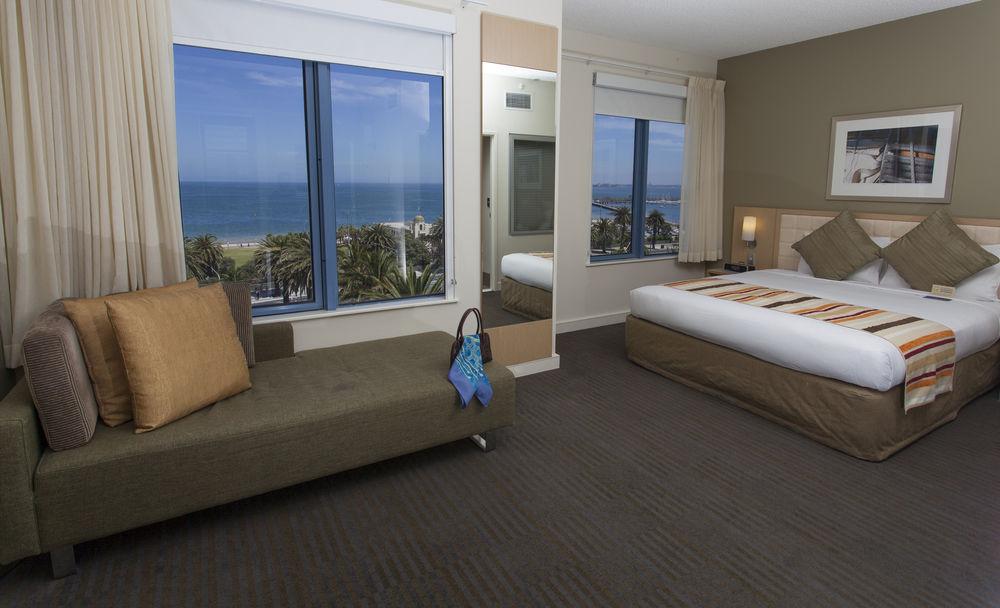Novotel Melbourne St Kilda Экстерьер фото