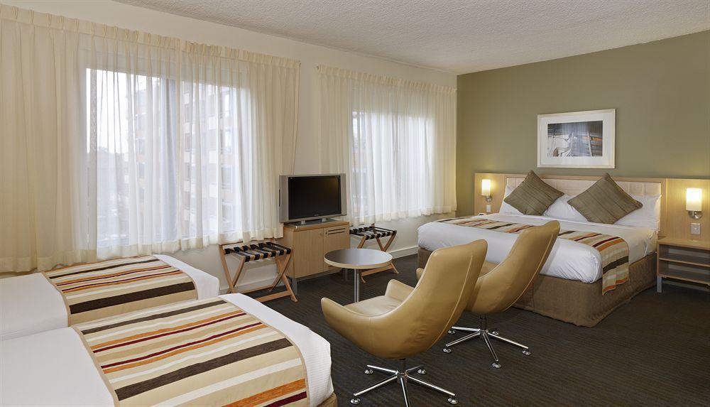 Novotel Melbourne St Kilda Экстерьер фото
