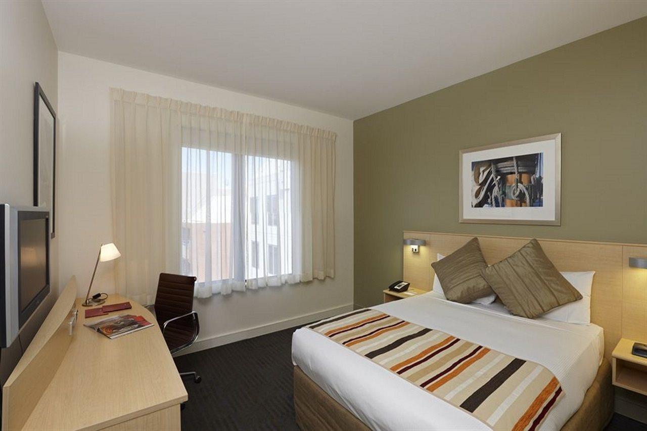 Novotel Melbourne St Kilda Экстерьер фото