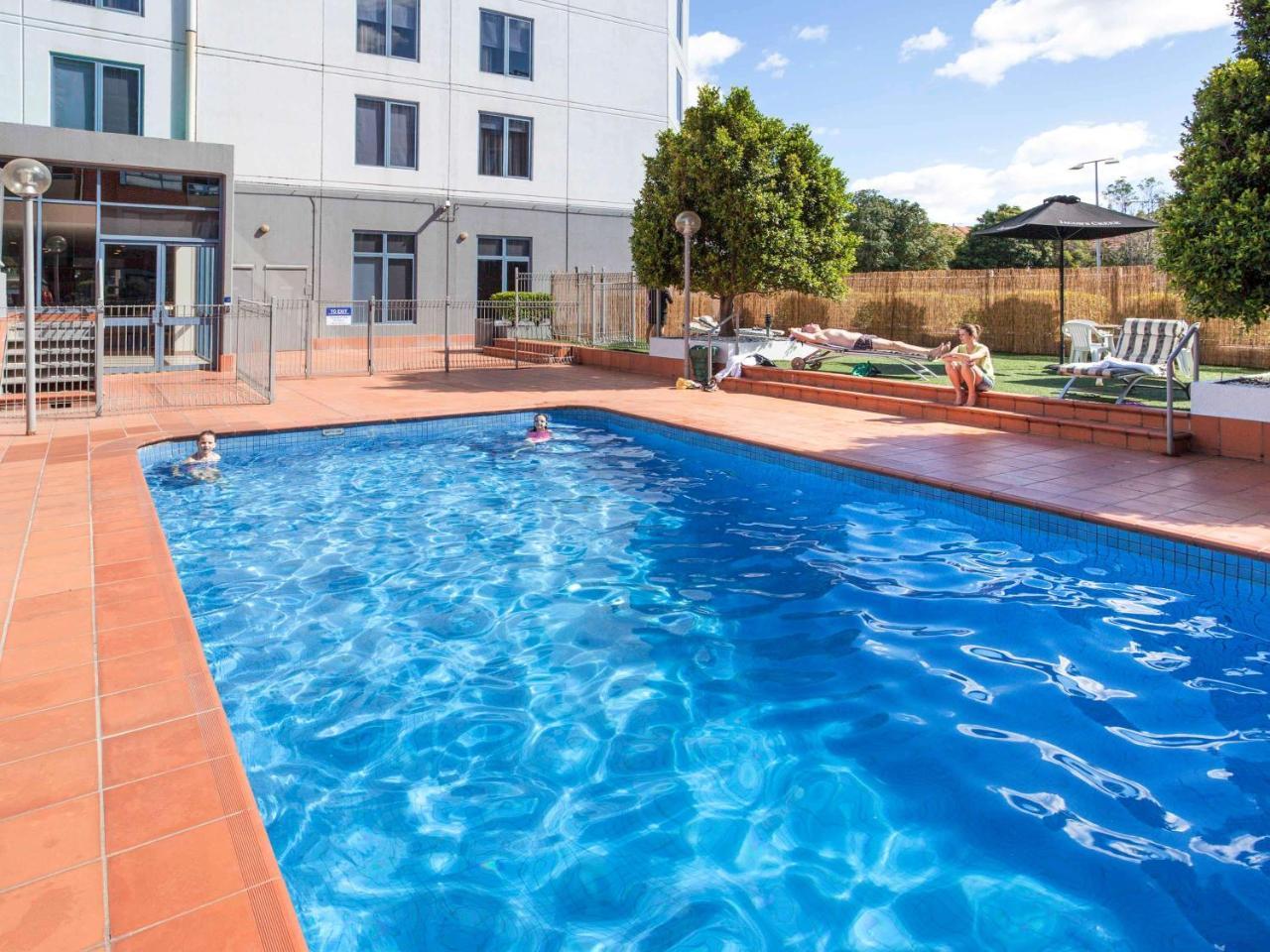 Novotel Melbourne St Kilda Экстерьер фото